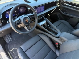 Porsche Macan Electric 4 AWD 2026