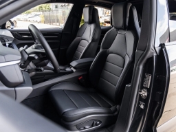 Porsche Macan Electric 4 AWD 2026