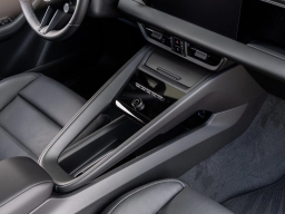 Porsche Macan Electric 4 AWD 2026