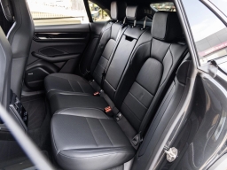 Porsche Macan Electric 4 AWD 2026