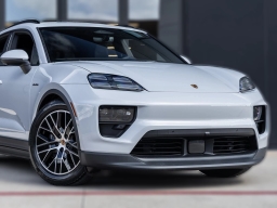 Porsche Macan Electric 4 AWD 2026
