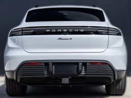 Porsche Macan Electric 4 AWD 2026