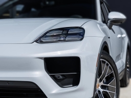 Porsche Macan Electric 4 AWD 2026