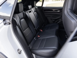 Porsche Macan Electric 4 AWD 2026