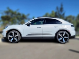 Porsche Macan Electric 4 AWD 2026