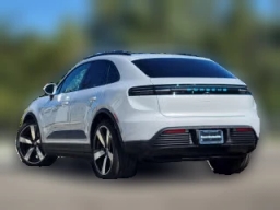 Porsche Macan Electric 4 AWD 2026