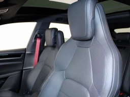 Porsche Macan Electric 4 AWD 2026