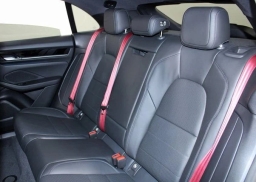 Porsche Macan Electric 4 AWD 2026