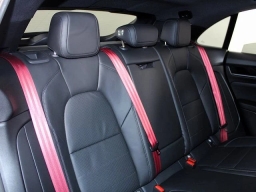 Porsche Macan Electric 4 AWD 2026