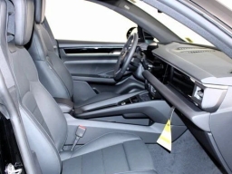 Porsche Macan Electric 4 AWD 2026