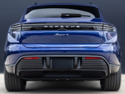 Porsche Macan Electric 4 AWD 2026