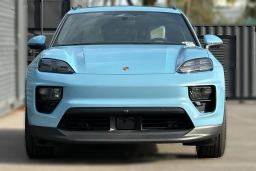 Porsche Macan Electric 4 AWD 2026