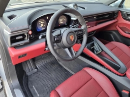 Porsche Macan Electric 4 AWD 2025