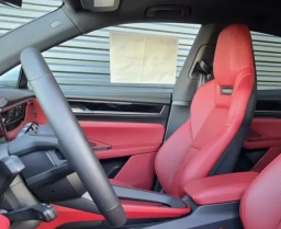 Porsche Macan Electric 4 AWD 2025