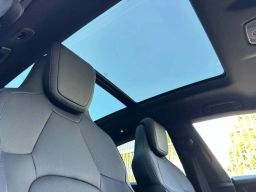 Porsche Macan Electric 4 AWD 2025