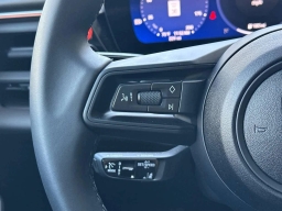 Porsche Macan Electric 4 AWD 2025