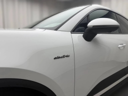 Porsche Macan Electric 4 AWD 2025