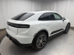 Porsche Macan Electric 4 AWD 2025