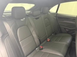 Porsche Macan Electric 4 AWD 2025