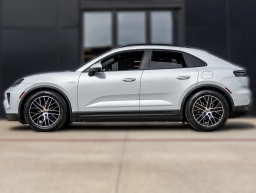 Porsche Macan Electric 4 AWD 2026