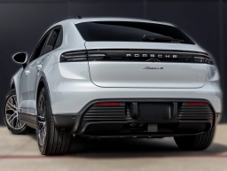 Porsche Macan Electric 4 AWD 2026