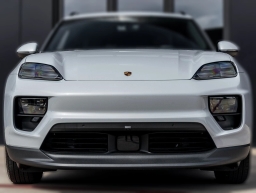 Porsche Macan Electric 4 AWD 2026