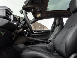 Porsche Macan Electric 4 AWD 2026