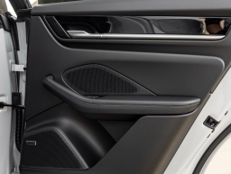 Porsche Macan Electric 4 AWD 2026