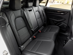 Porsche Macan Electric 4 AWD 2026