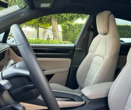 Porsche Macan Electric 4 AWD 2025