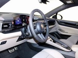 Porsche Macan Electric 4S AWD 2025