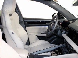 Porsche Macan Electric 4S AWD 2025