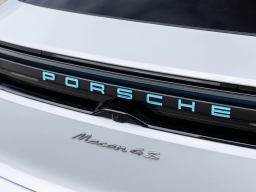 Porsche Macan Electric 4S AWD 2025