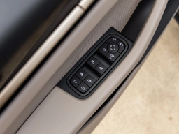 Porsche Macan Electric 4S AWD 2025