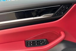 Porsche Macan Electric 4S AWD 2026