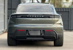 Porsche Macan Electric 4S AWD 2026