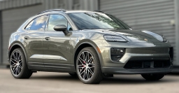 Porsche Macan Electric 4S AWD 2026