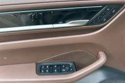 Porsche Macan Electric 4S AWD 2026