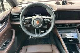 Porsche Macan Electric 4S AWD 2026