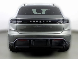 Porsche Macan Electric 4S AWD 2025
