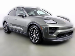 Porsche Macan Electric 4S AWD 2025