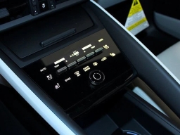 Porsche Macan Electric 4S AWD 2025