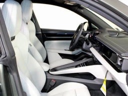 Porsche Macan Electric 4S AWD 2025