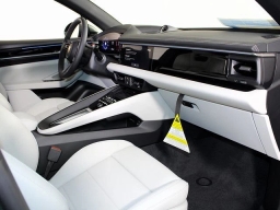 Porsche Macan Electric 4S AWD 2025