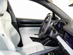 Porsche Macan Electric 4S AWD 2025