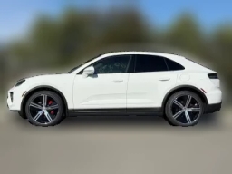 Porsche Macan Electric 4S AWD 2025