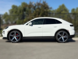 Porsche Macan Electric 4S AWD 2025