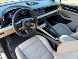 Porsche Macan Electric 4S AWD 2025