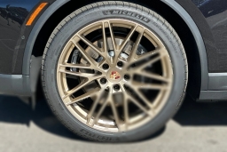 Porsche Macan Electric 4S AWD 2026