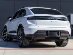 Porsche Macan Electric 4S AWD 2025